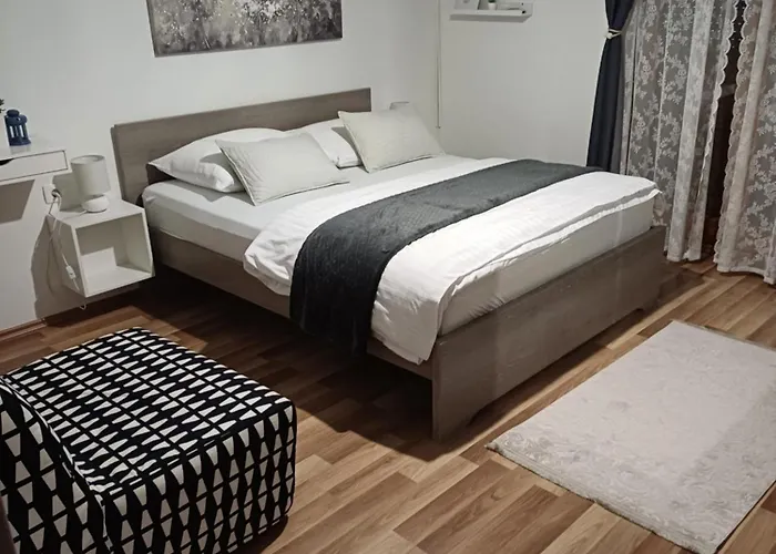 Josipa & Jelena Apartment