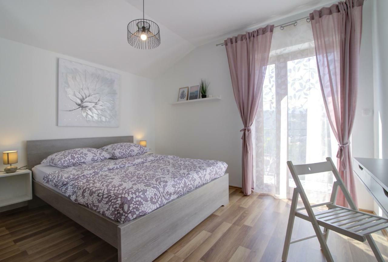 Josipa & Jelena Apartment Senj (Lika-Senj)
