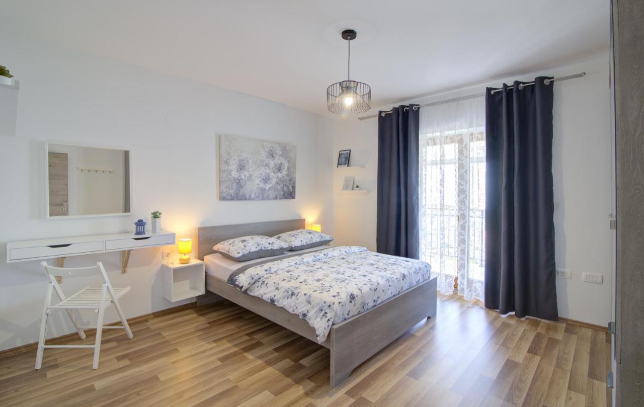 Apartment Josipa & Jelena Senj (Lika-Senj)